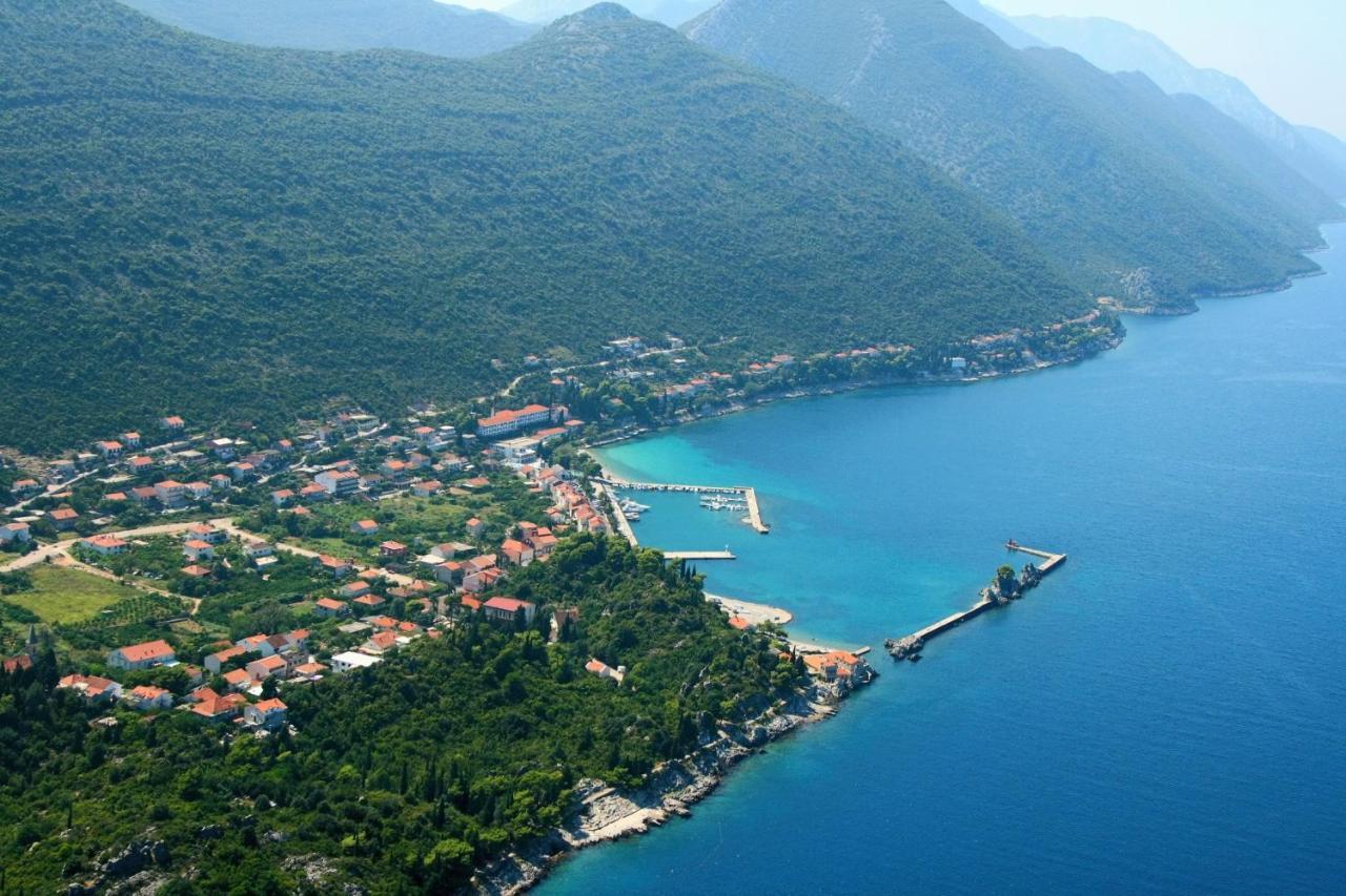 Pansion Antunovic Hotel Trpanj Eksteriør billede