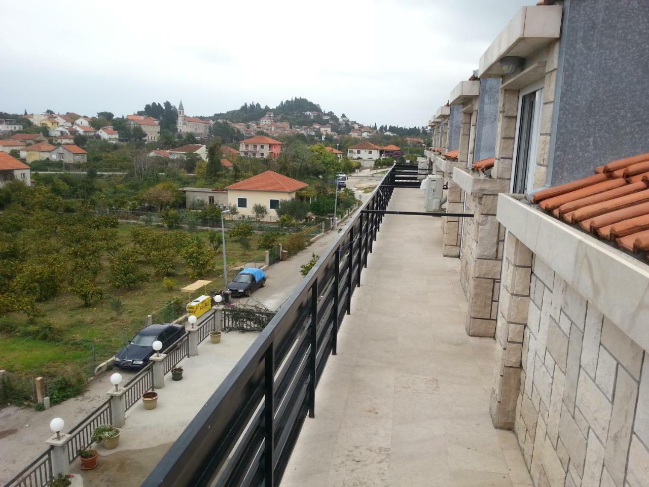 Pansion Antunovic Hotel Trpanj Eksteriør billede